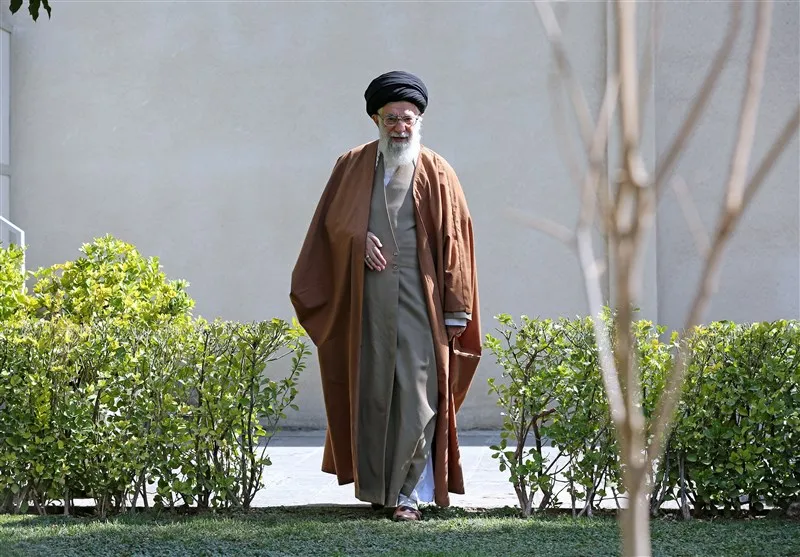 اولین واکنش رهبر معظم انقلاب به ماجرای مسمومیت دانش آموزان