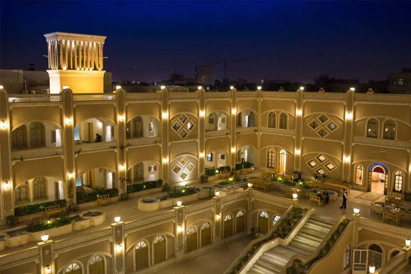 تور هوایی یزد چند؟ ( جدول )