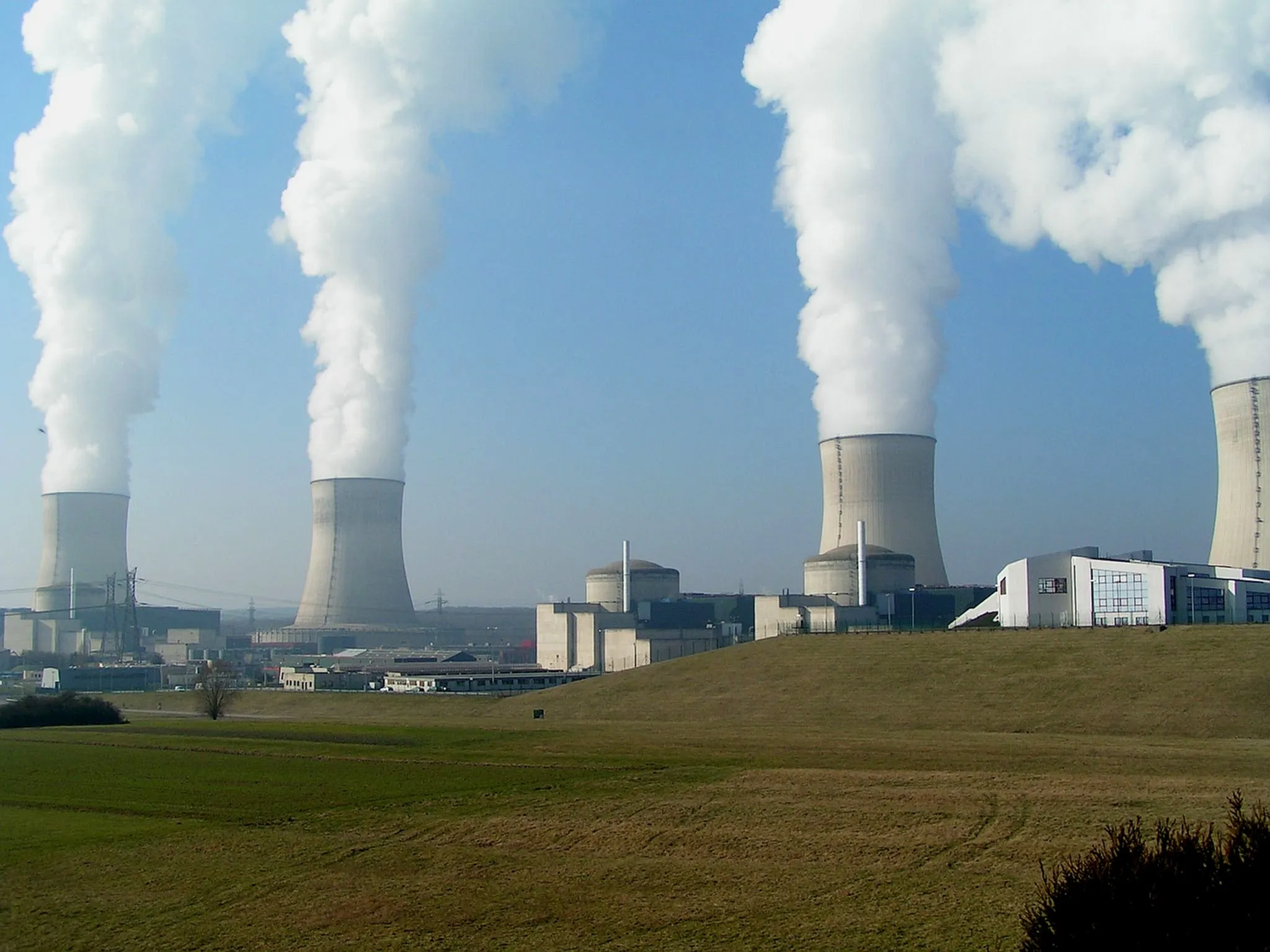French Nuclear Woes Push Power Prices in Europe to Record