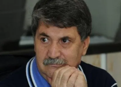 جنان صفت : نمی‌توانیم مس را طلا کنیم