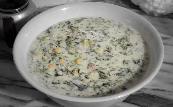 آش محلی ای که دوای سرماخوردگی و کم خونی است