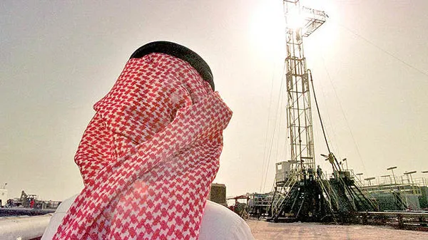 سود شرکت نفتی آرامکو عربستان نصف شد