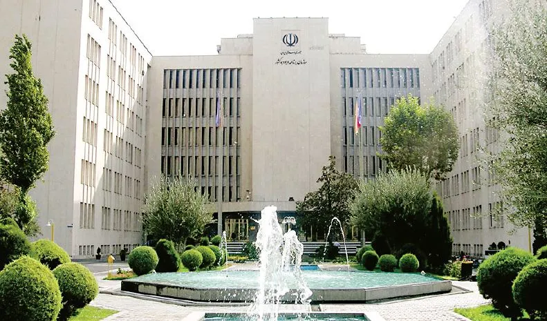 حقوق کارمندان ، پلکانی زیاد می&zwnj;شود
