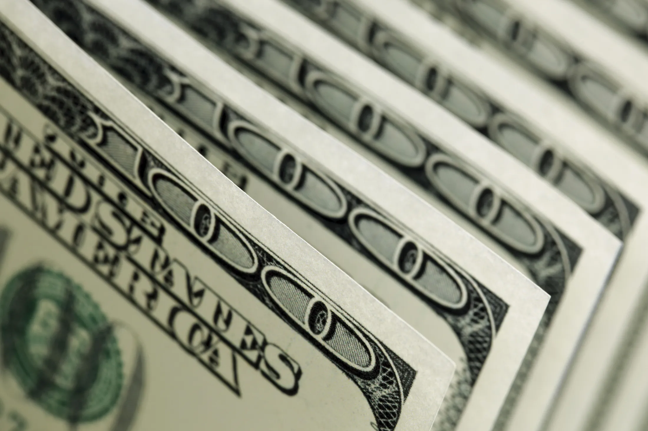Stocks, Currencies Mixed Ahead of Fed; Oil Slumps