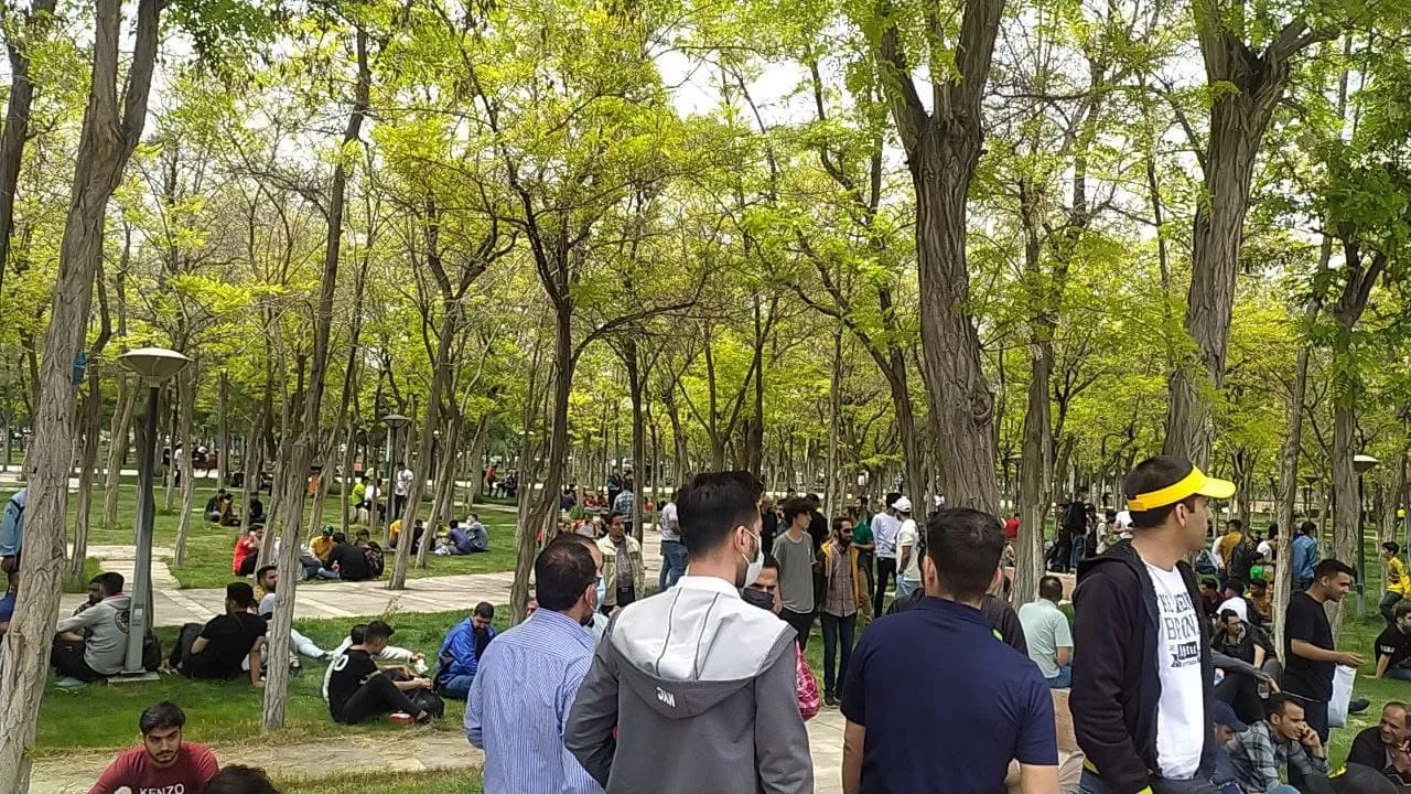 هزاران اراکی در راه تهران