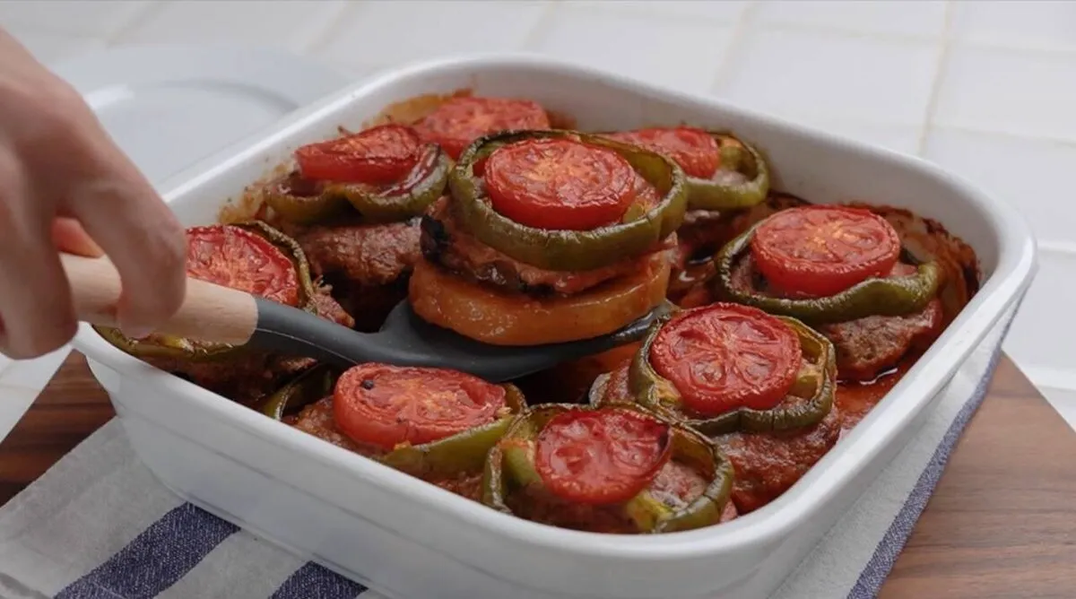طرز تهیه خوراک گوشت و بادمجان ترکیه‌ای بسیار لذیذ