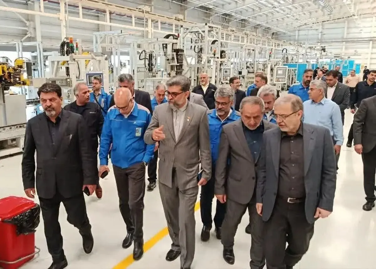 الزام حیاتی خودروسازان: گذار از مونتاژ به فناوری دانش‌بنیان