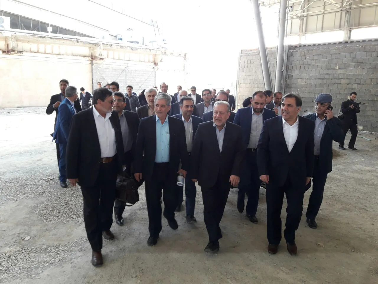 بازدید آخوندی از فرودگاه بین‌المللی شهید بهشتی اصفهان
