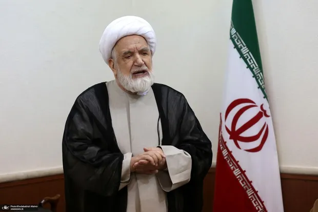 کروبی