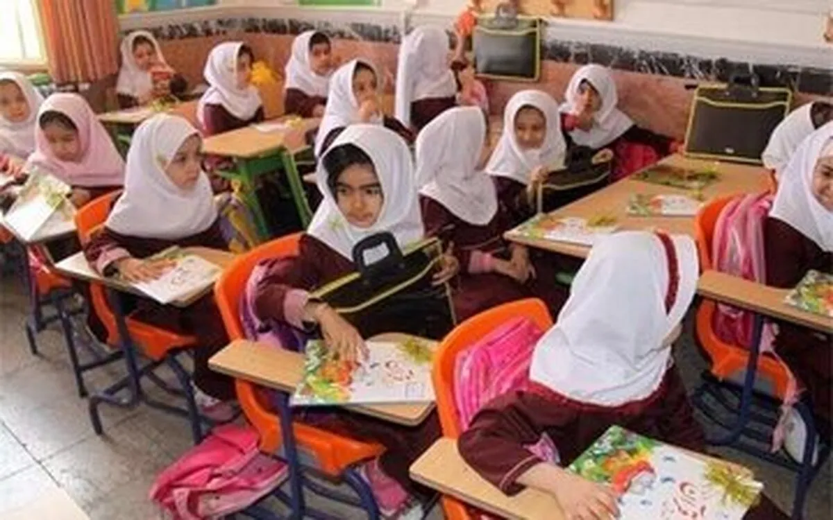 کتاب‌های درسی پایه اول در این دو استان تغییر می‌کند