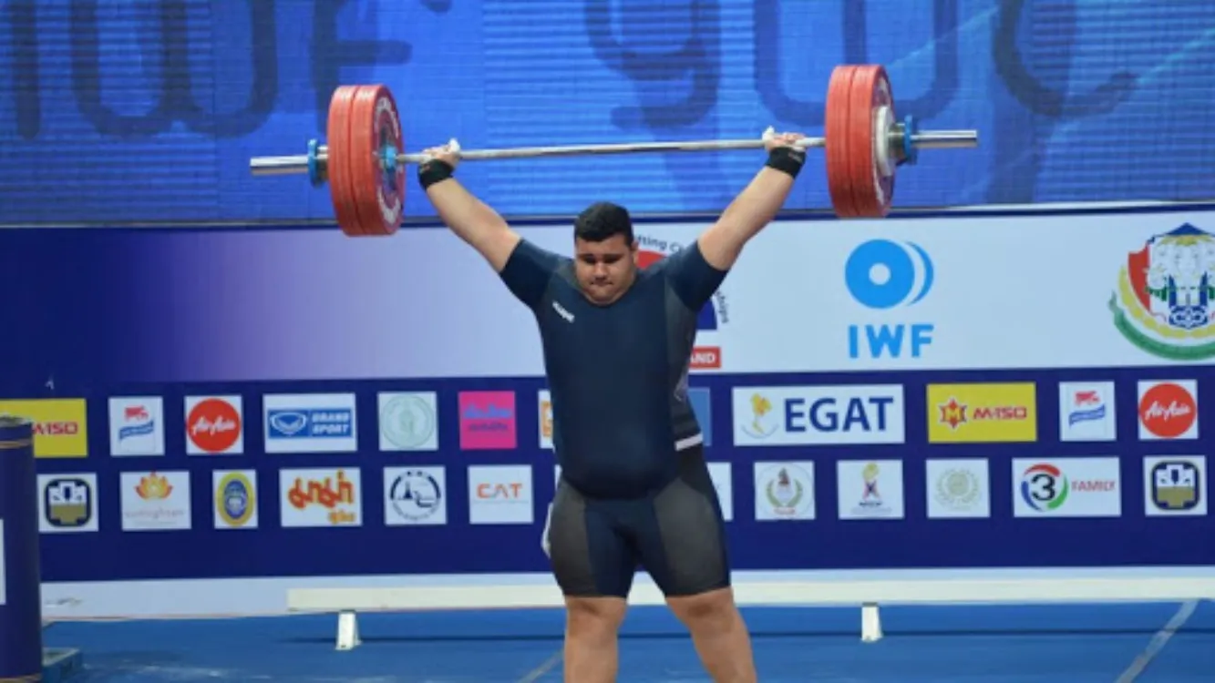 وزنه بردار دسته فوق سنگین ایران طلاها را درو کرد