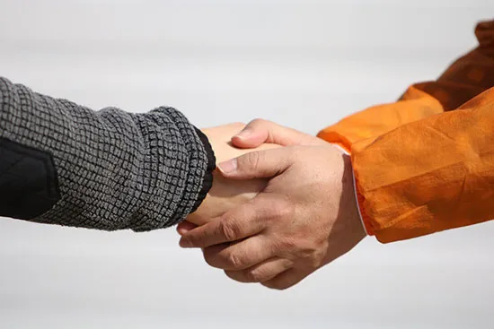 چه کار کنم تا بهم احترام بذارن؟