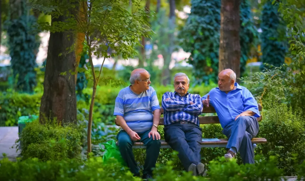 ایران با سرعت بسیار بالایی در حال پیر شدن است