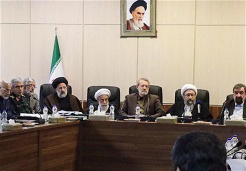 حضور رئیسی در جایگاه سران قوا در جلسه مجمع تشخیص +عکس