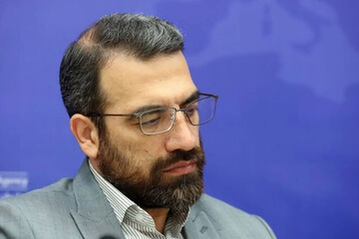 اظهارات عجیب نماینده تهران در مجلس: وزیر راه باید به سفر جاده ای برود و جای یک خانم نیست!