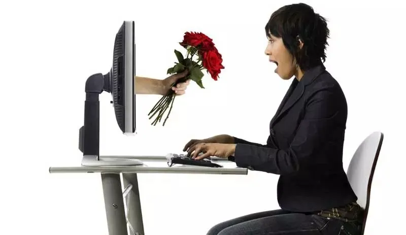 عشق مجازی چقدر دوام دارد؟