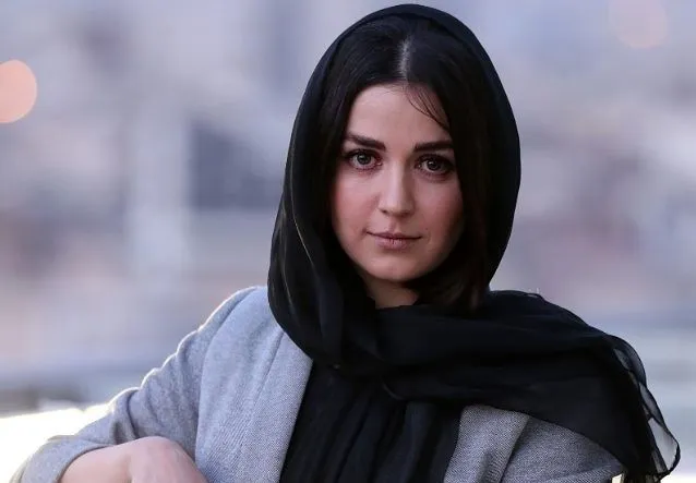 استایل افسانه پاکرو در اروپا + عکس