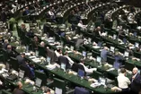 زنگ خطر در مجلس به صدا درآمد / وقتی گرانی مردم را از درمان منصرف می‌کند