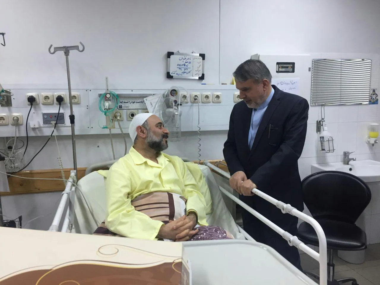 عیادت صالحی امیری از نقویان +عکس