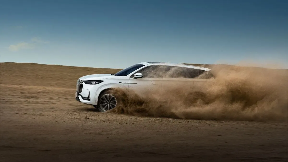 Lucano L۸؛ SUV لوکس با حس پرواز فرست‌کلاس؟