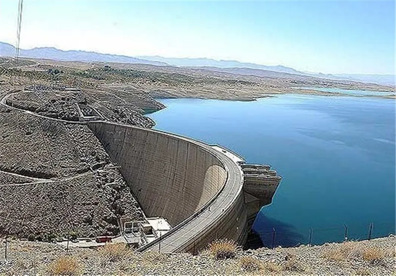 بازی سیاست‌مداران با آب زاینده‌رود