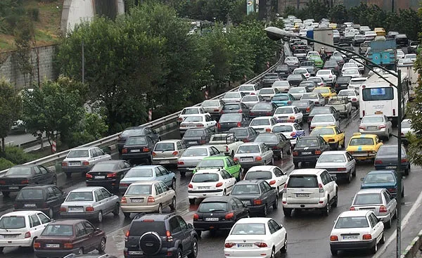 نمایشگاه‌های تهران، خیابان‌ها را قفل کرده‌اند