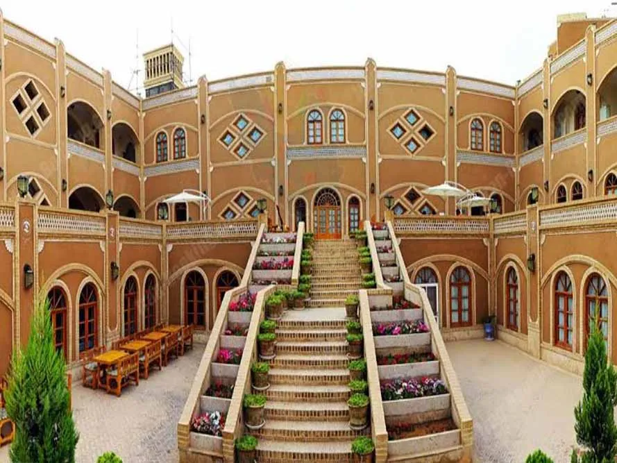 ۳ شب سفر رفت و برگشت زمینی با قطار به یزد چند؟ + جدول