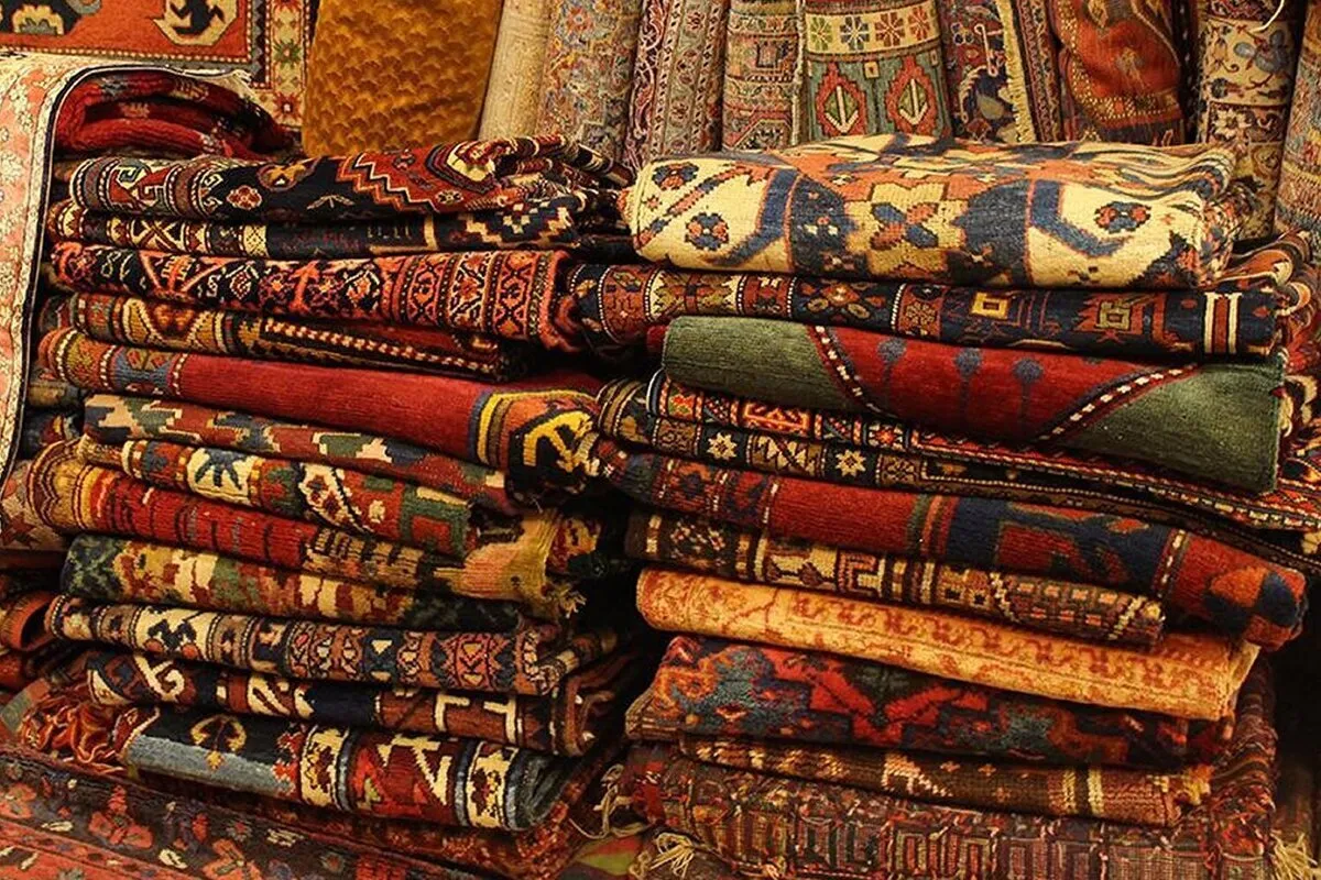 احیای صادرات فرش ایرانی، در گرو رفع تحریم‌های خارجی و داخلی/ افزایش ۲۰ درصدی هزینه انتقال پول به دلیل تحریم‌ها