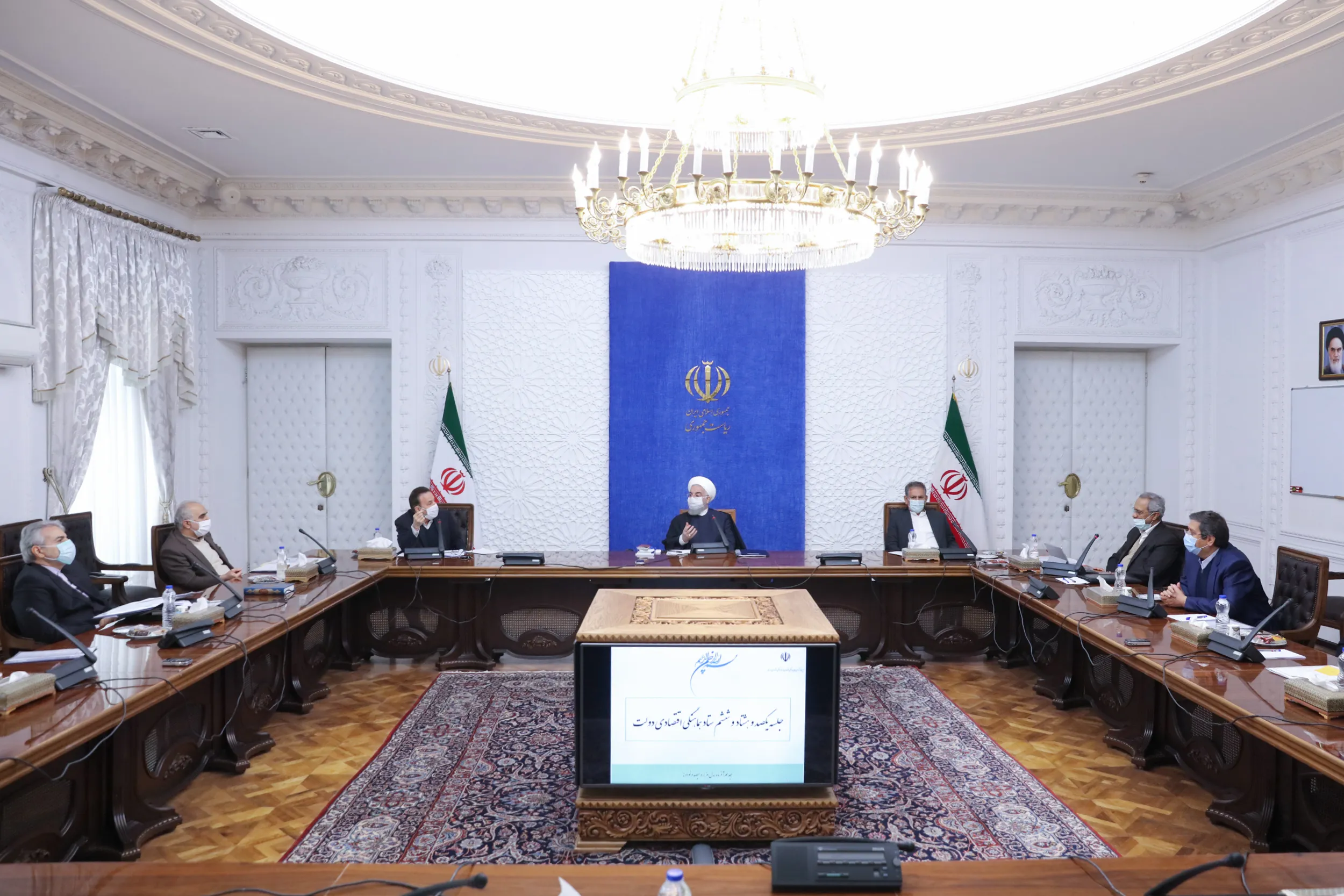 شاخص‌های اقتصادی تابستان علامت‌های امیدبخشی نشان داد/ اقتصاد کشور در آستانه ثبات و رشد است