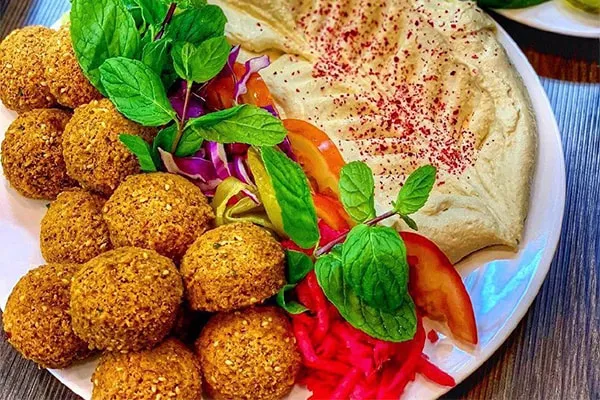 نحوه محاسبه قیمت غذاهای رستورانی /  قیمت یک ساندویچ فلافل چقدر است؟