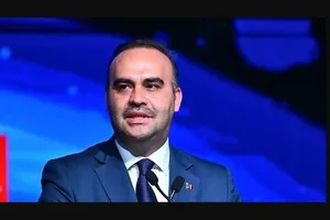 اولین ماهنورد ترکیه آماده شد | آنکارا به دنبال ثبت یک رکورد فضایی