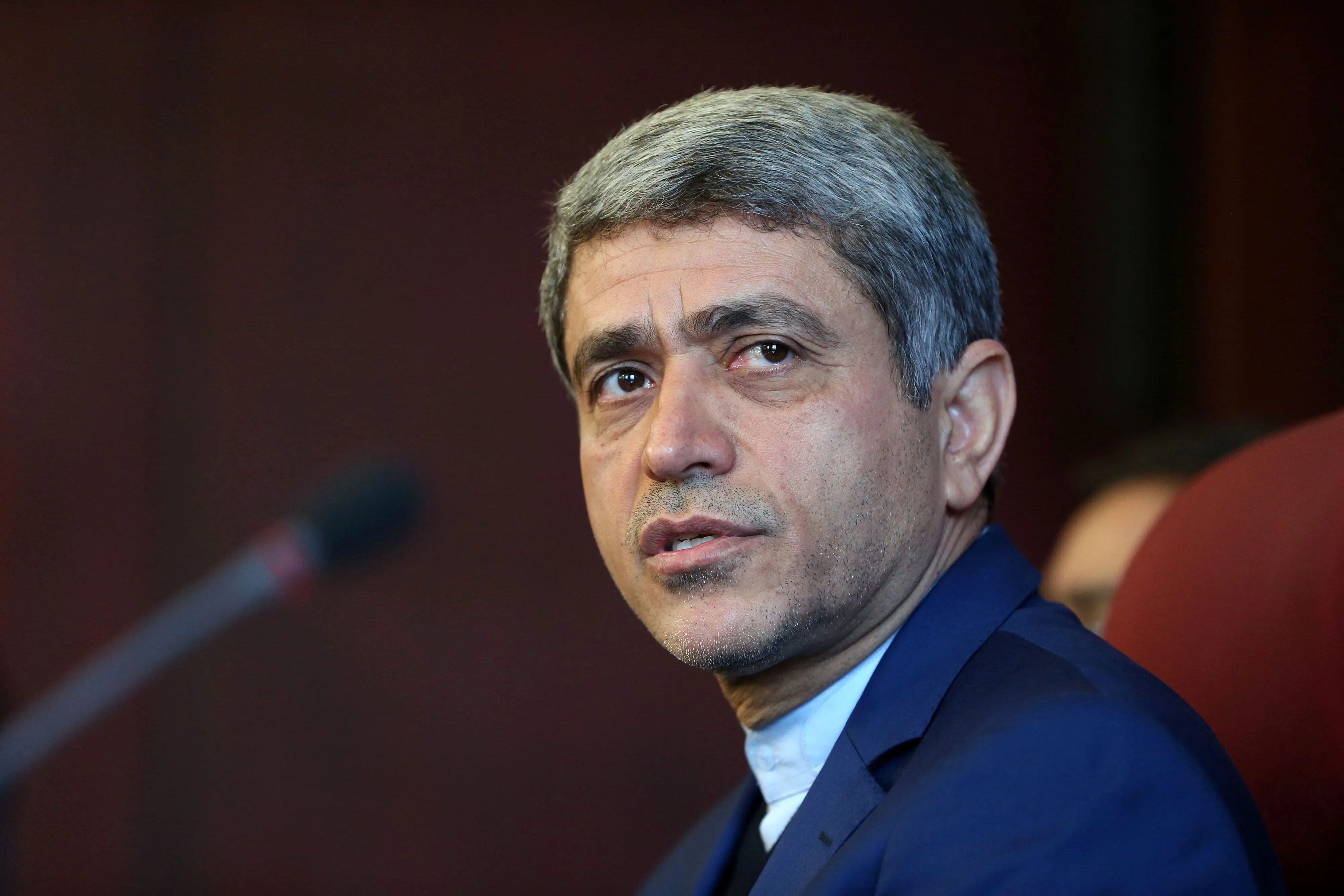 Minister: West to be forced to completely remove sanctions