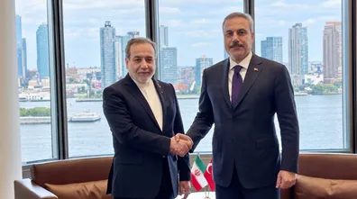 رایزنی-تهران-و-آنکارا-درباره-بحران-تنگه-هرمز-عراقچی-چه-راهکاری-برای-احیای-صلح-منطقه-داد