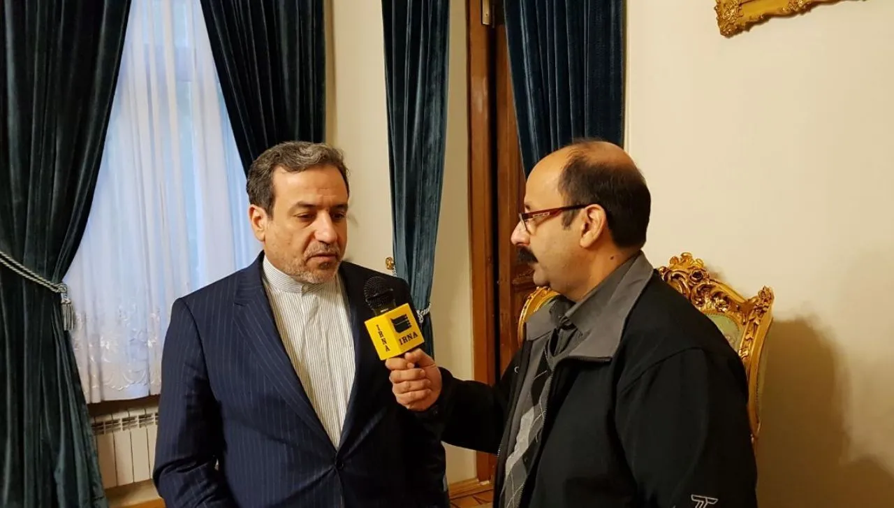ورود عراقچی به مسکو برای مذاکره درباره برجام