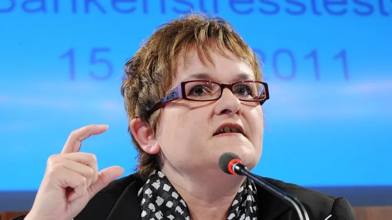 ECB should think about when it wants to wind down bond buys: Lautenschlaeger