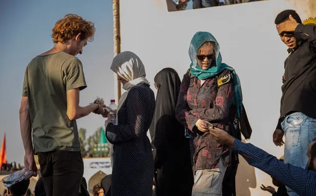 ماجرای سیم کارت برای خارجی ها چه بود؟