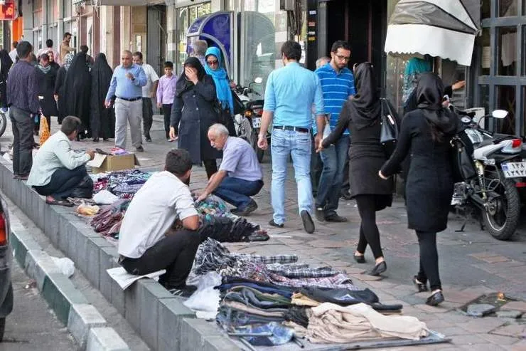 چهار توصیه برای محافظت از حساب بانکی هنگام خرید از دستفروشان