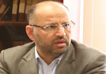 سند خودرو فقط در دفاتر اسناد رسمی ثبت شود