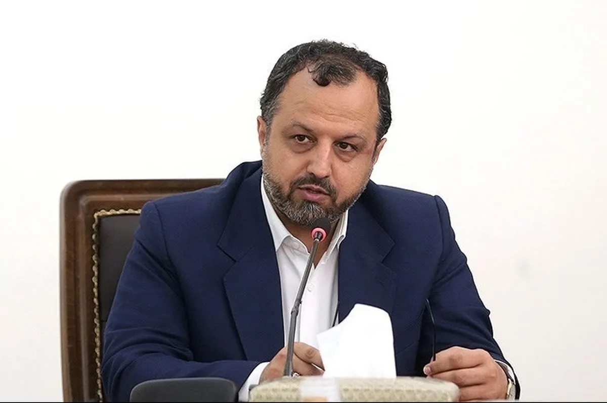 خاندوزی: به شدت پیگیر هستیم که هر چه سریع تر به نرخ‌های ارزی برگردیم که به لحاظ تعادل اقتصادی، سالم و واقعی تر هستند