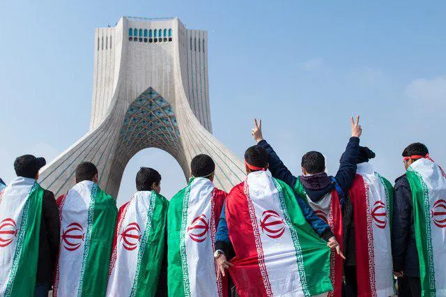 بازتاب راهپیمایی ۲۲بهمن در روزنامه دیلی صباح