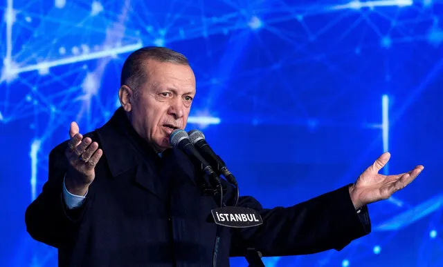 اردوغان از سرخوشی آواز خواند! + فیلم