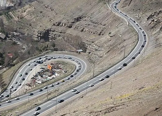 جاده هراز تا صبح سه‌شنبه مسدود است