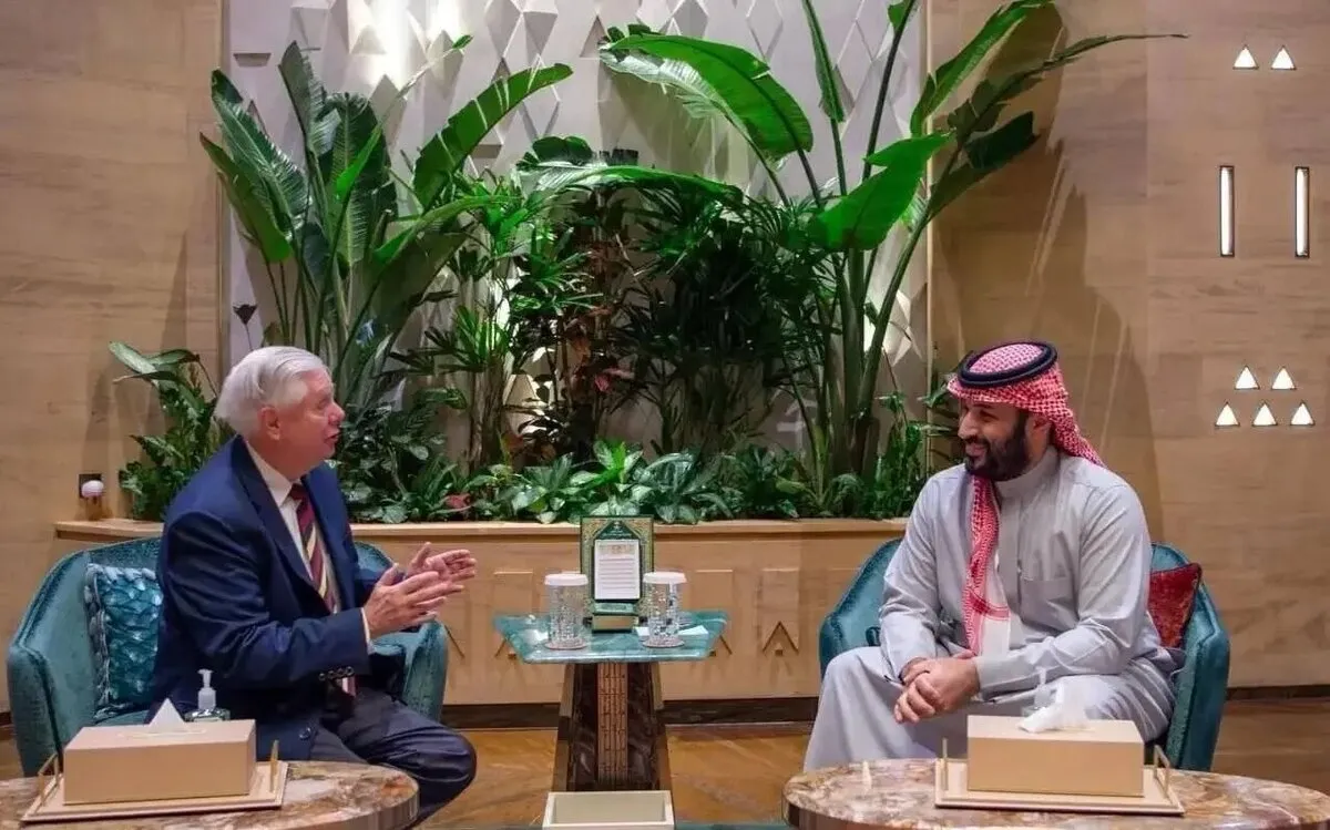 دیدار غیرمنتظره لیندسی گراهام و بن‌سلمان/ موضوع این جلسه چه بود؟