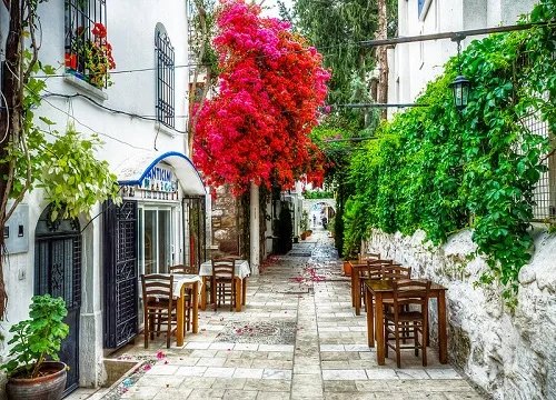 ۶ شب اقامت در هتل های بدروم ترکیه چقدر هزینه دارد؟ + جدول