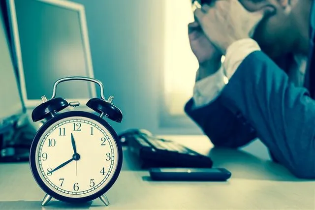 حضور ۱۰۰ درصدی کارکنان در پایتخت قرمز