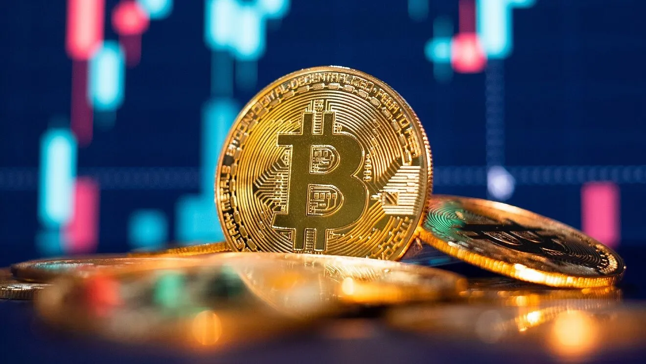 بیت کوین به کدام سمت می رود؟/ ریزش یا صعود؟