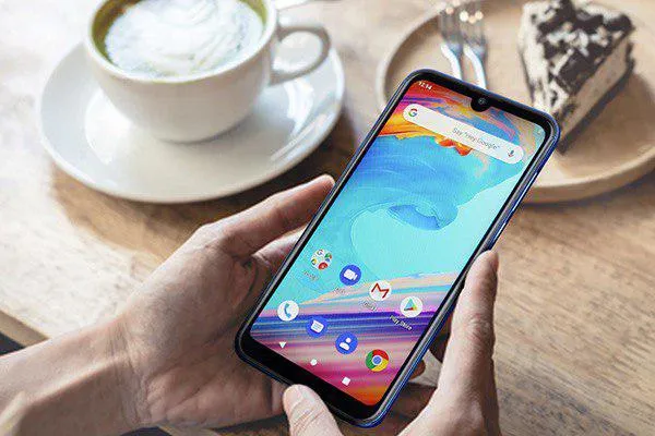 با این برنامه عکس های خود را در گوشی حرفه ای ادیت کنید