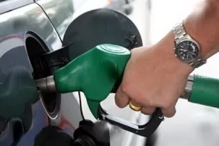 هشدار درباره کسر‌سهمیه‌ بنزین 700تومانی‌