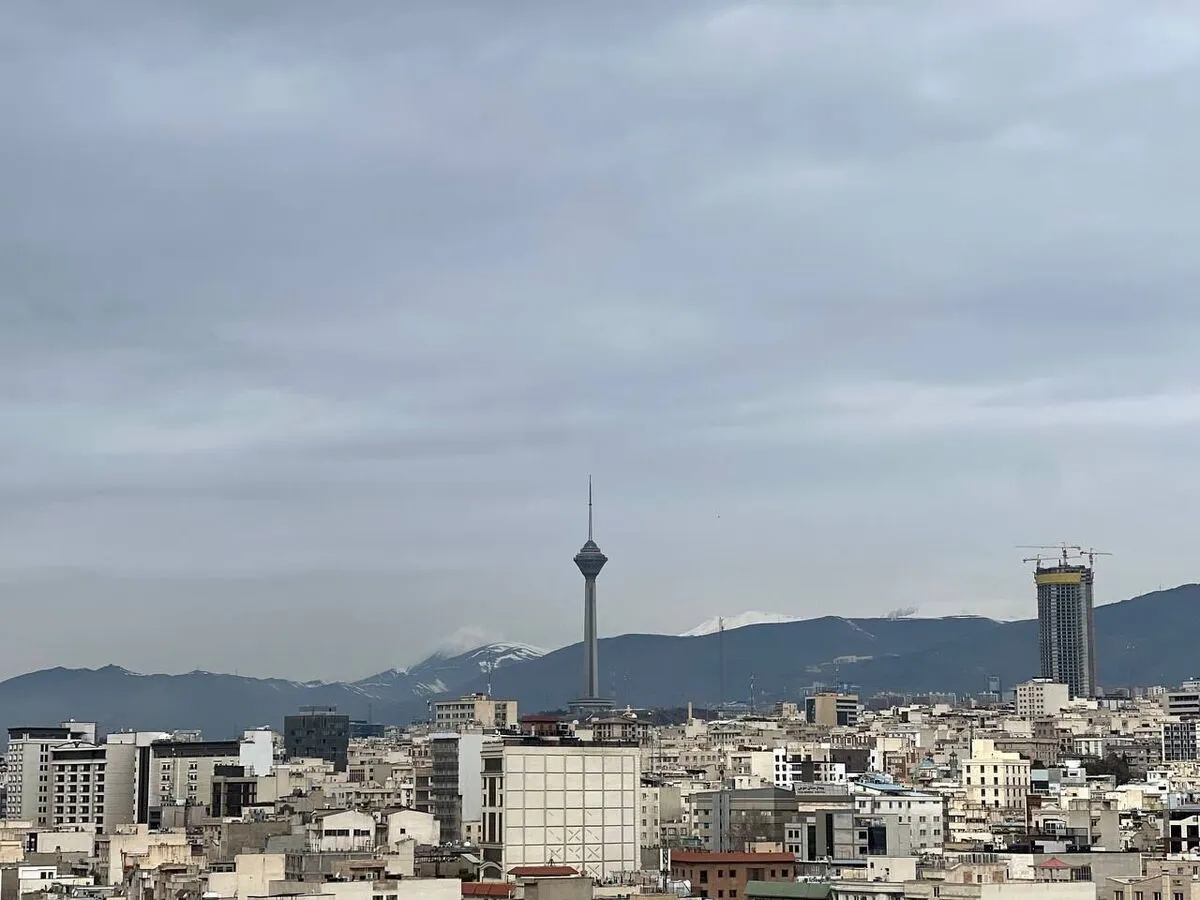 شاخص کیفیت هوای تهران امروز ۱۰ بهمن