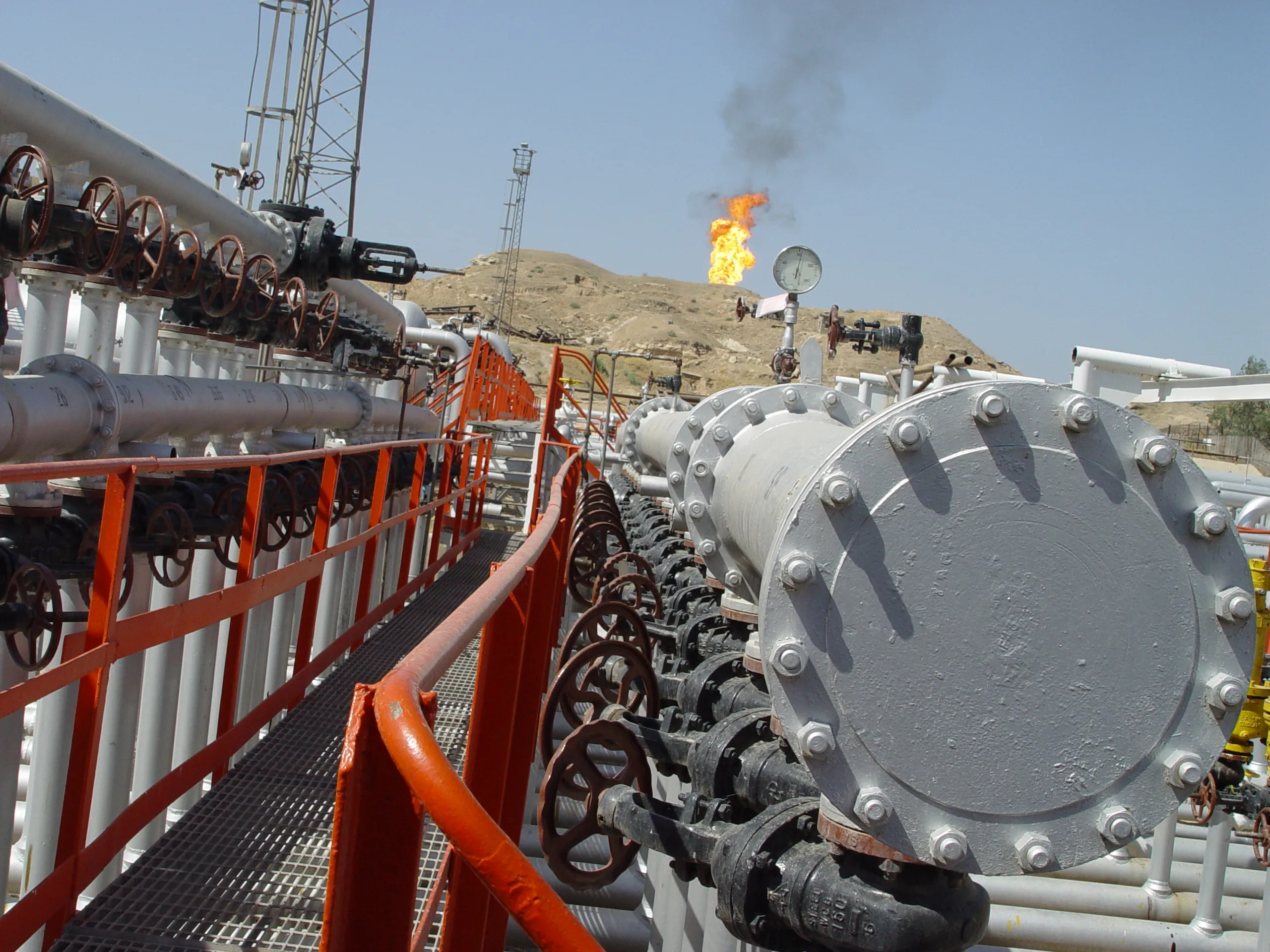 Iran, Oman hold joint meeting with Total, Shell, KOGAS on gas exports